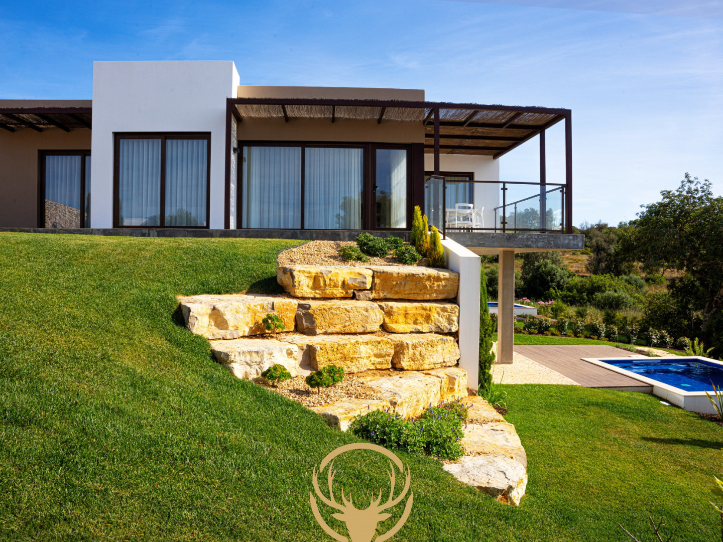 Moradia geminada de um e dois quartos em Lagoa