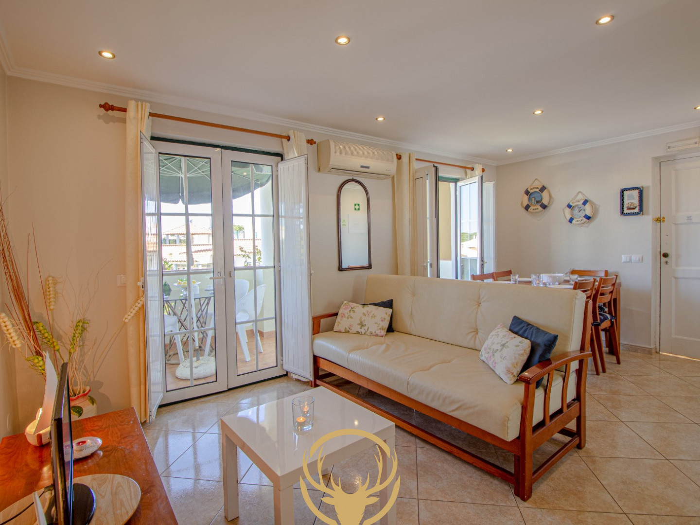 Great opportunity to rent annually 2-bedroom apartment in Vilamoura.