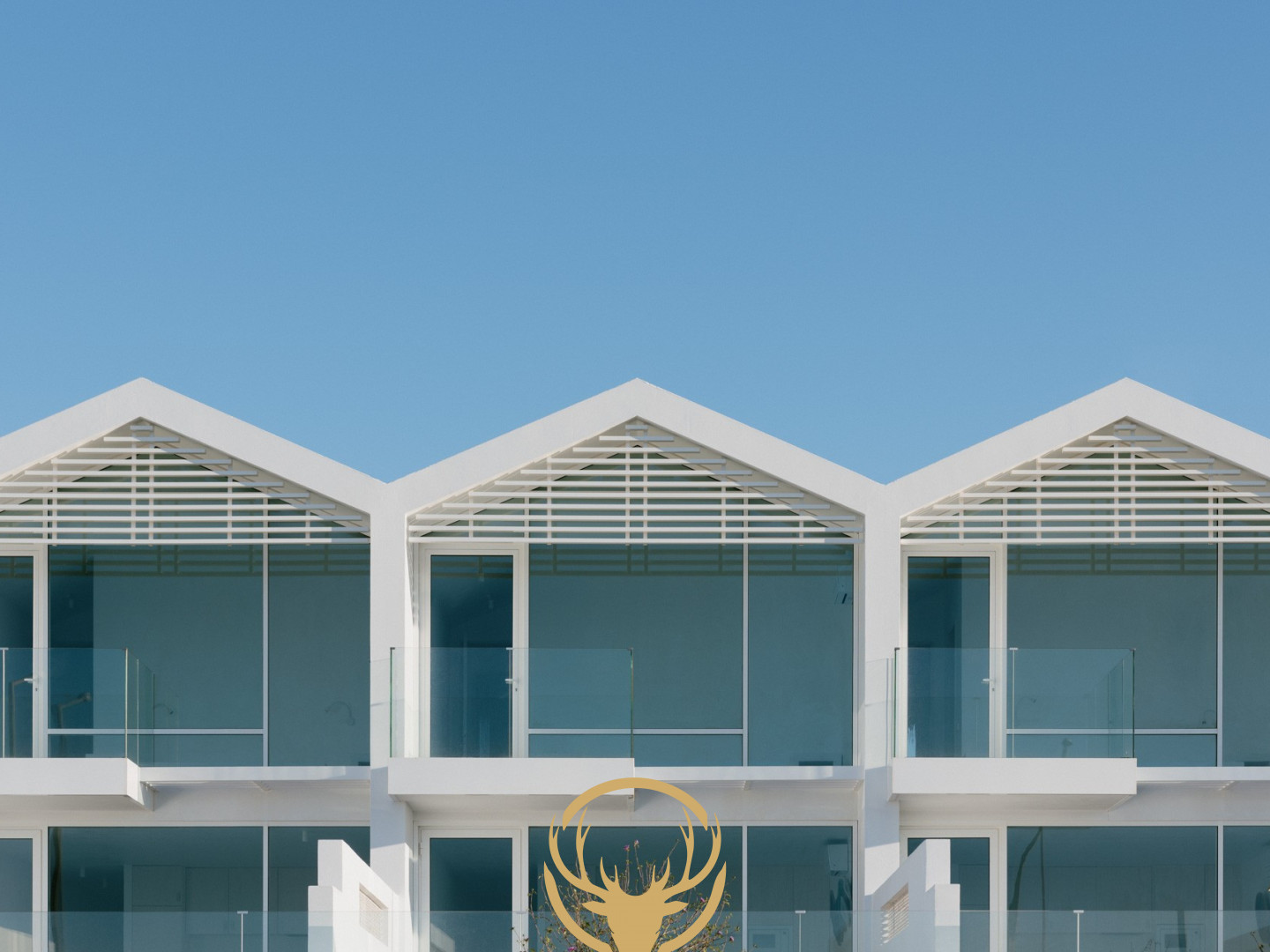 11 exclusive 3-bedroom townhouses in Fuseta