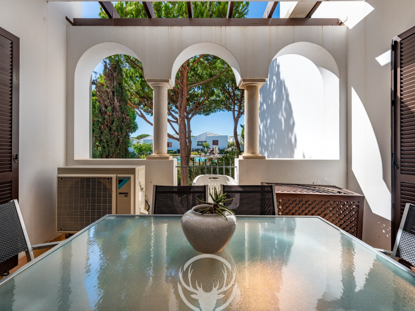 Delightful 2 bedroom apartment in Pine Cliffs to rent