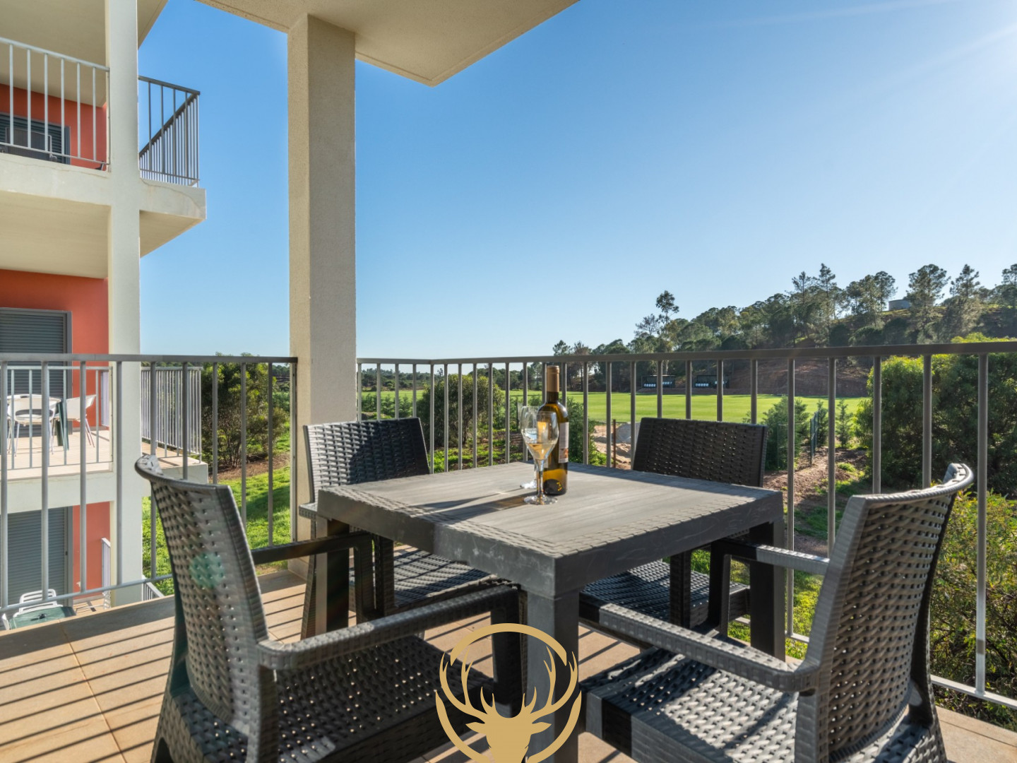 1-Bedroom Furnished Apartments  with Parking space and Storage in Portimão