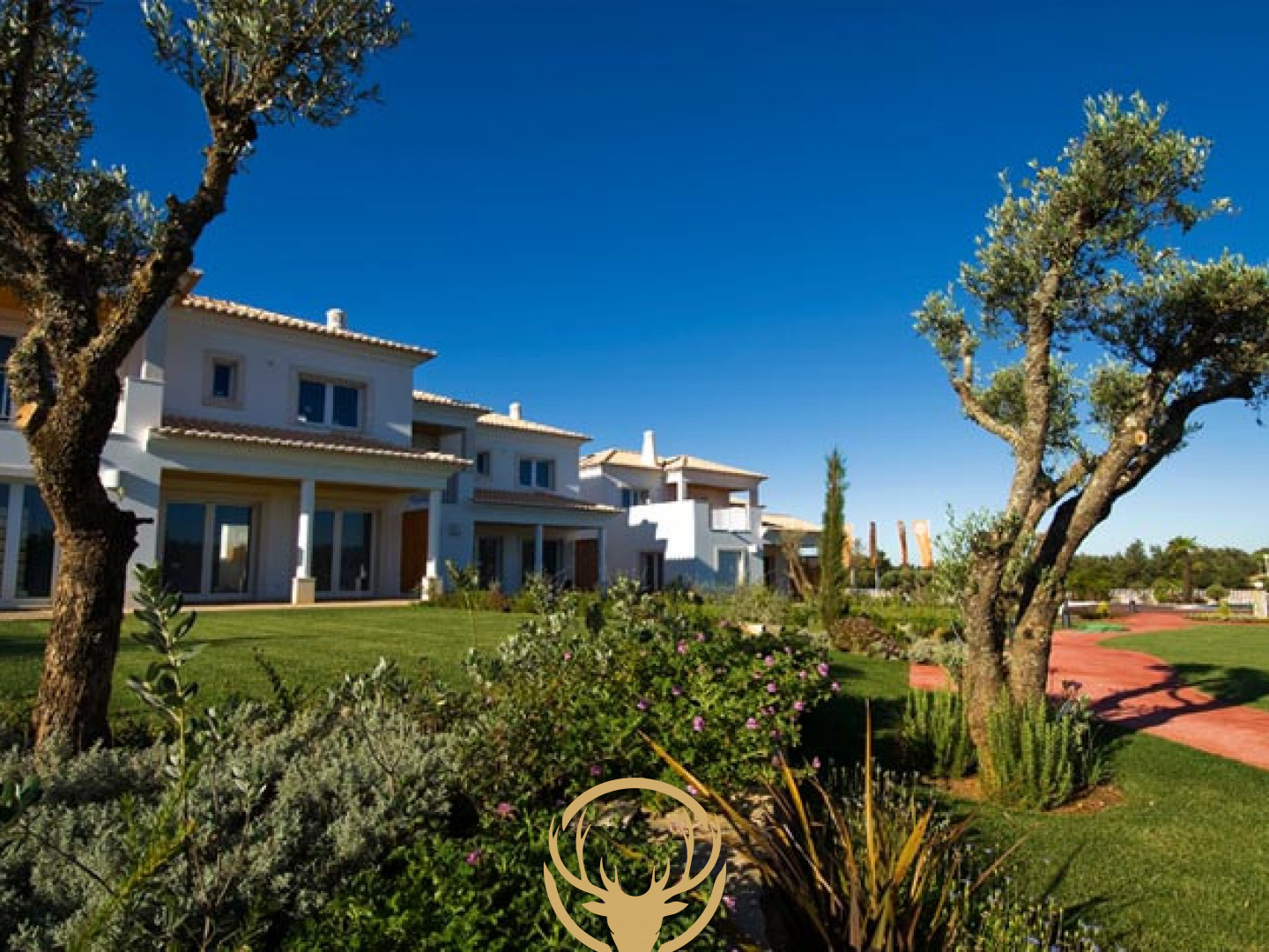 MARCA NOVA MORADIA! Virado a sul 3 1 quarto com jardim privado em Vilamoura! 